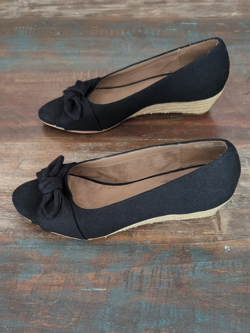 Aerosoles Ship Deck Wedge Bow Peep Toe Pump Black Fabric - Women's 8